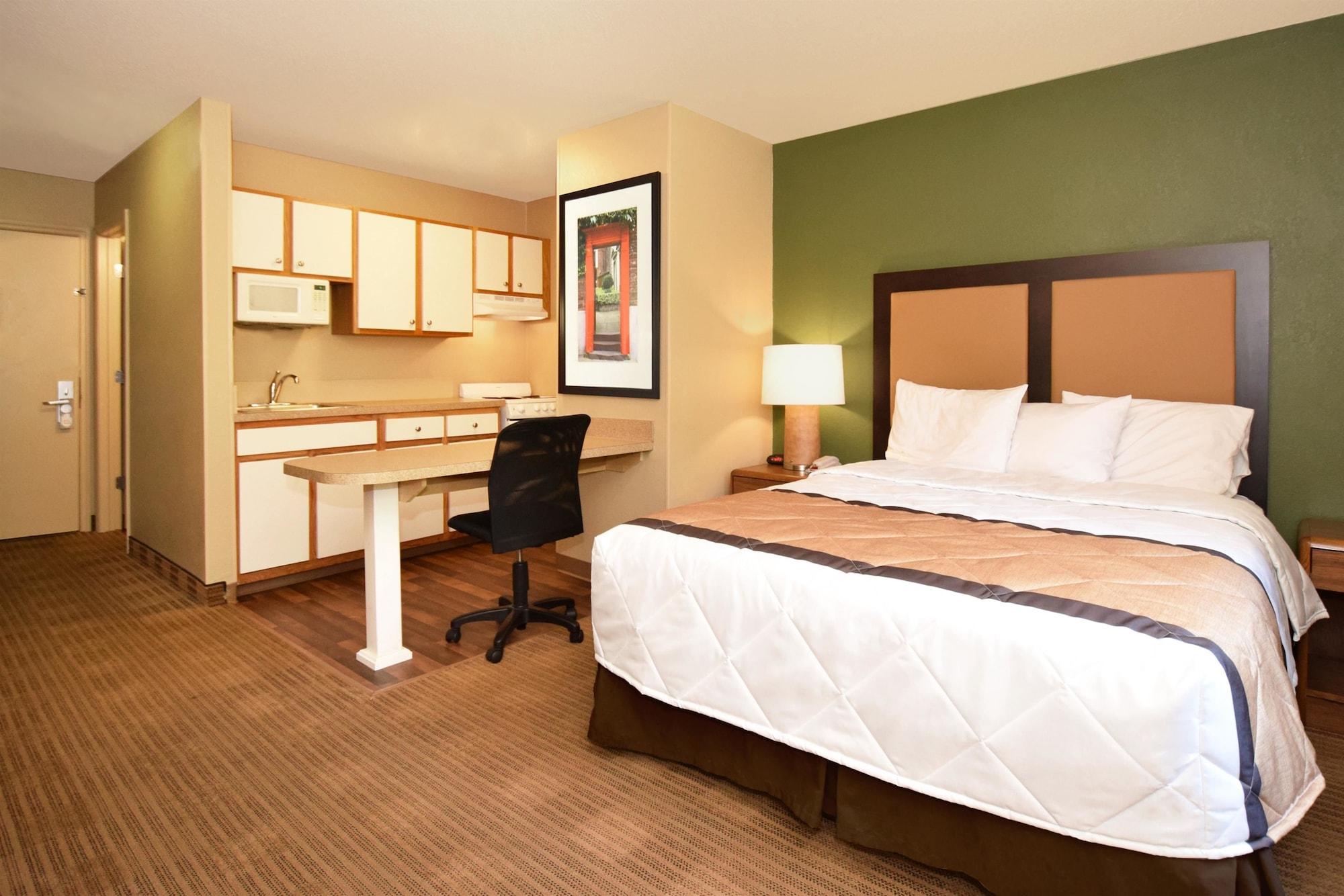 Extended Stay America Select Suites - Dallas - Фармърс Бранч Екстериор снимка