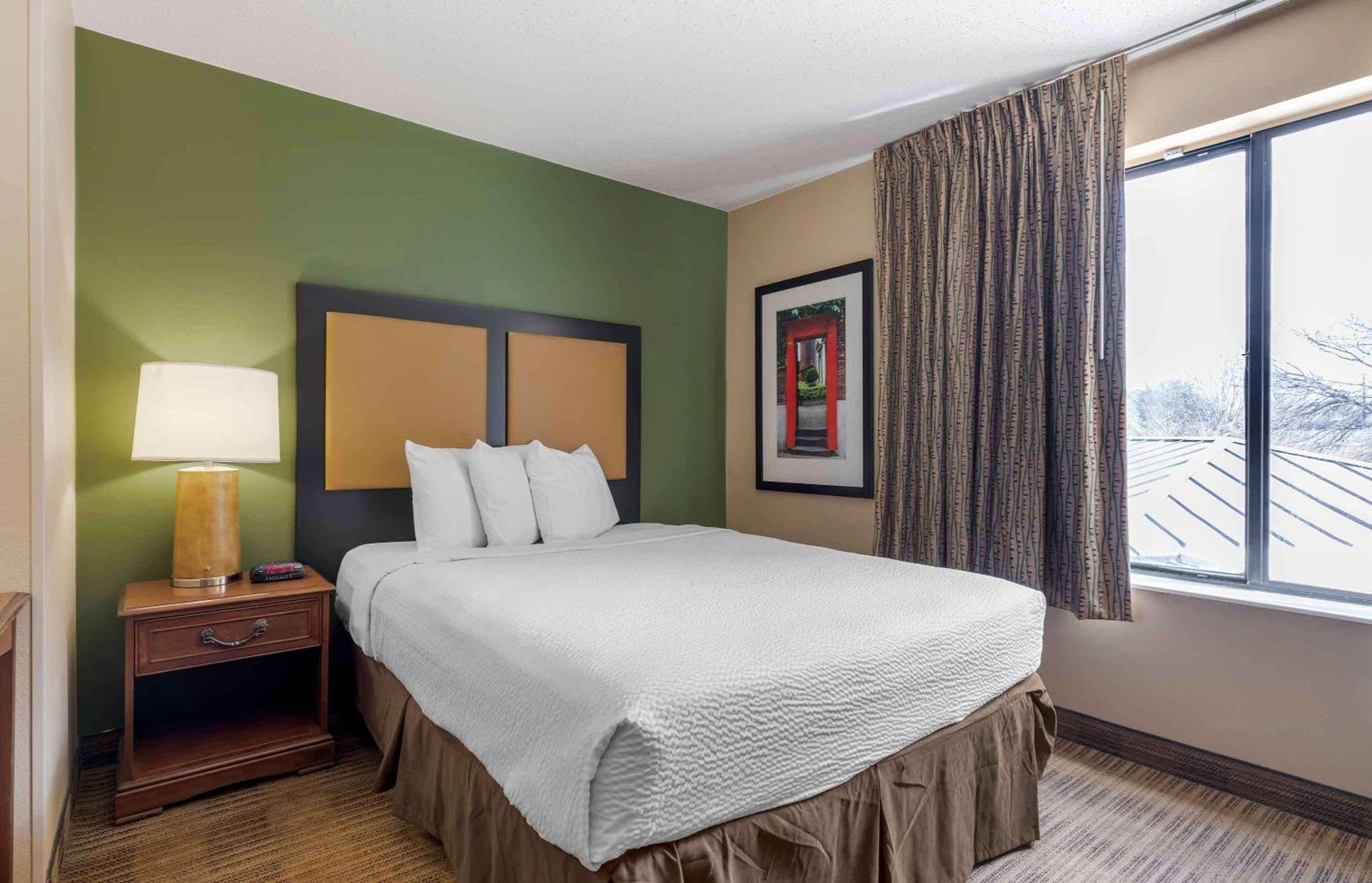 Extended Stay America Select Suites - Dallas - Фармърс Бранч Екстериор снимка